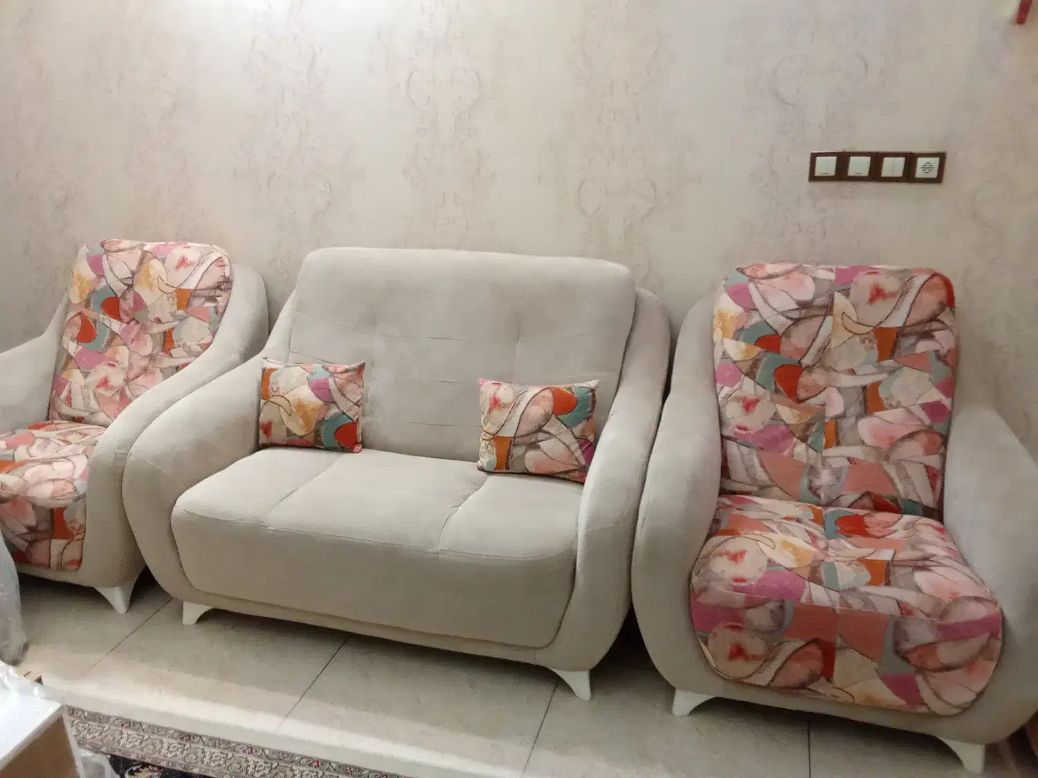 مبلمان راحتی کاناپه لوستر تابلو فرش میز تی وی|مبلمان خانگی و میز عسلی|ری, سیزده آبان|دیوار