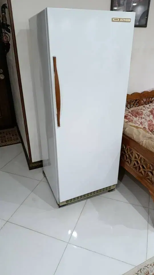 خریدار و فروش یخچال قدیمی|یخچال و فریزر|تهران, خزانه|دیوار