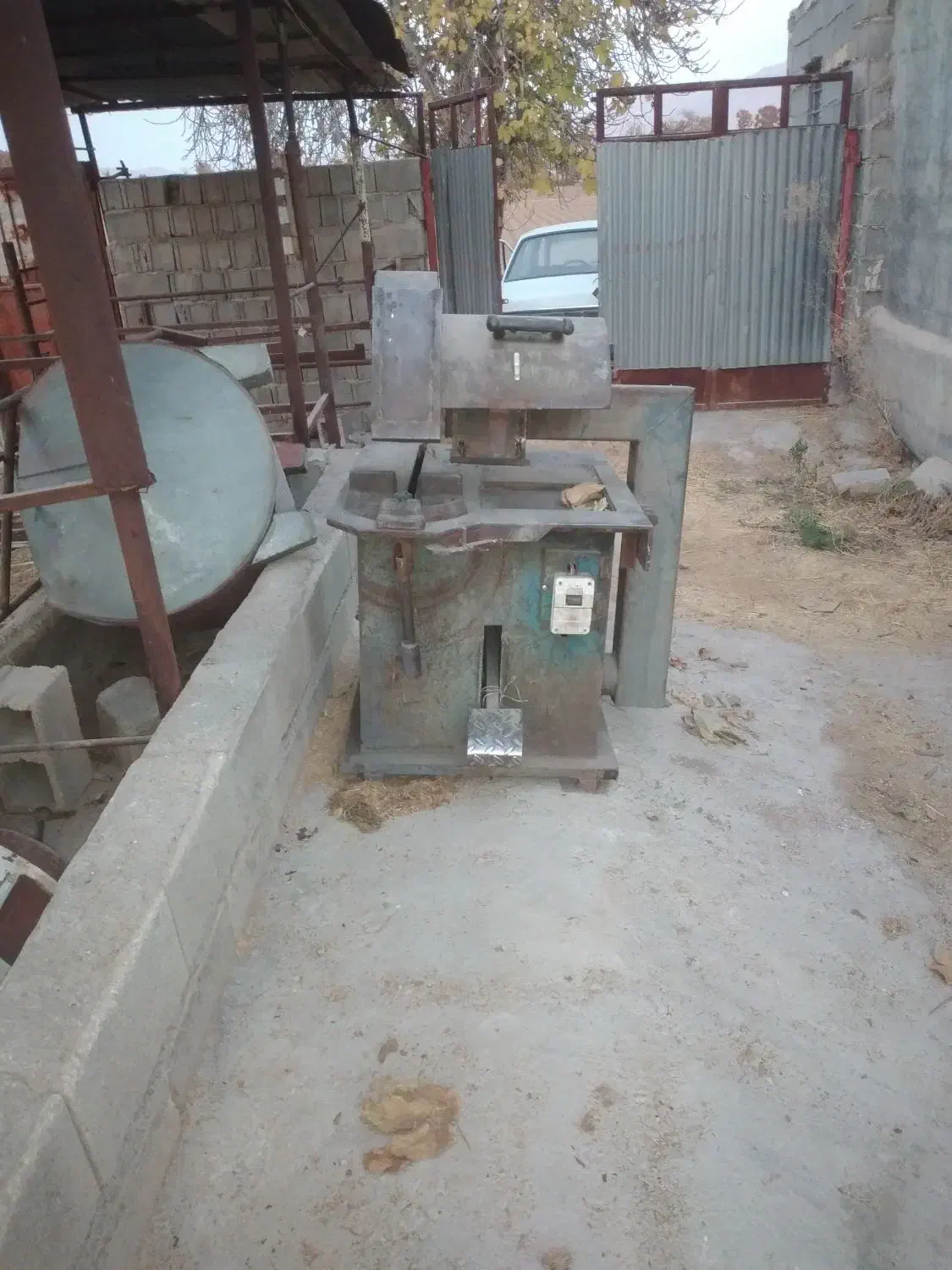 اره آتیشی ۳ فاز حرفه ای|ماشین‌آلات صنعتی|شیراز, بید زرد|دیوار