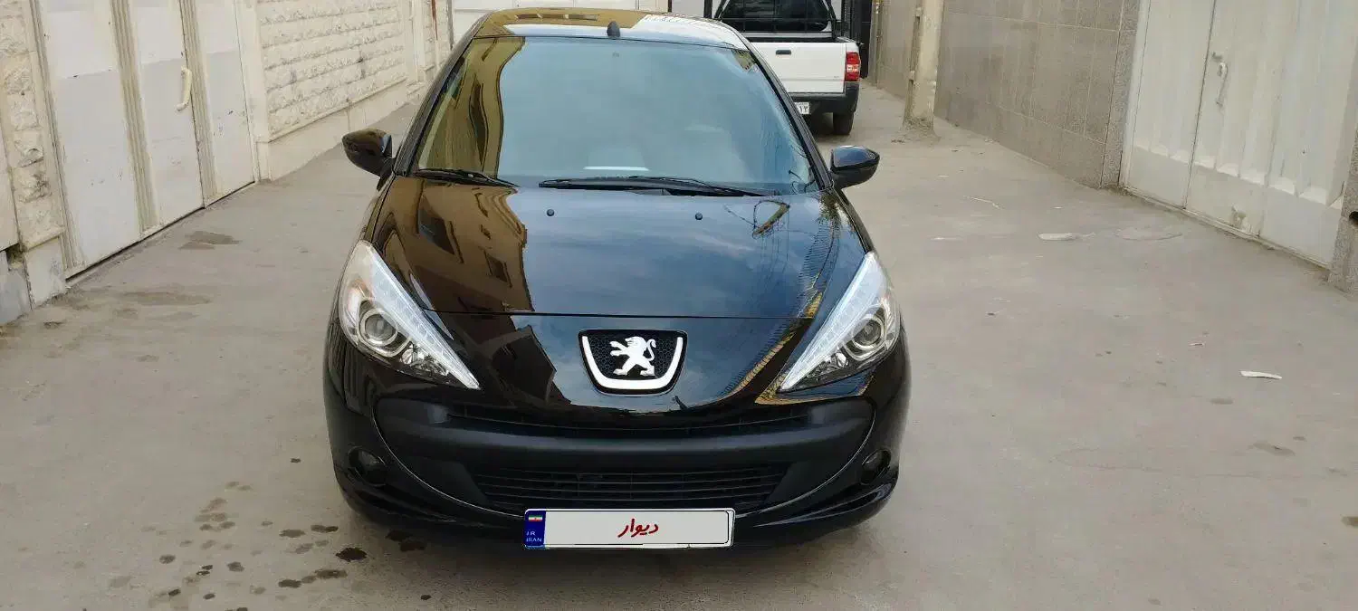 207 اتوماتیک مدل 1403|خودرو سواری و وانت|اصفهان, ابر|دیوار