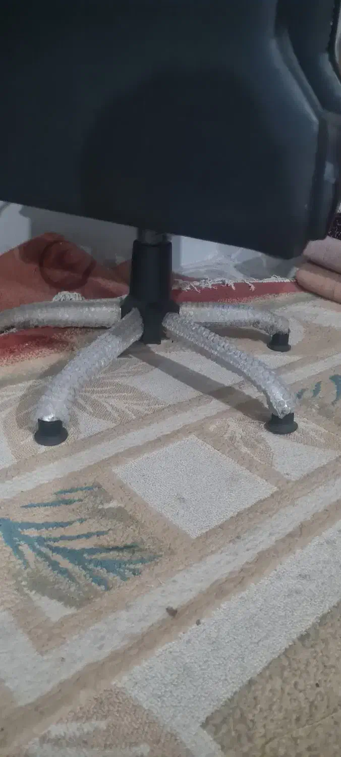 صندلی ارایشگاه مردانه بازدید شهرک ولیعصر|آرایشگاه و سالن‌های زیبایی|پرند, فاز ۱|دیوار