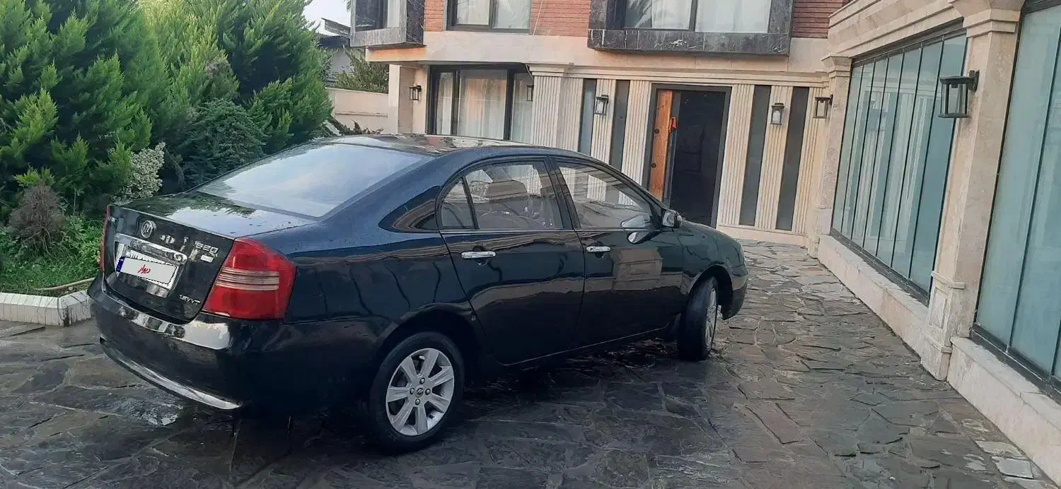 لیفان ۶۲۰ مدل ۹۳ ....۱۸۰۰سی سی|خودرو سواری و وانت|هچیرود, |دیوار