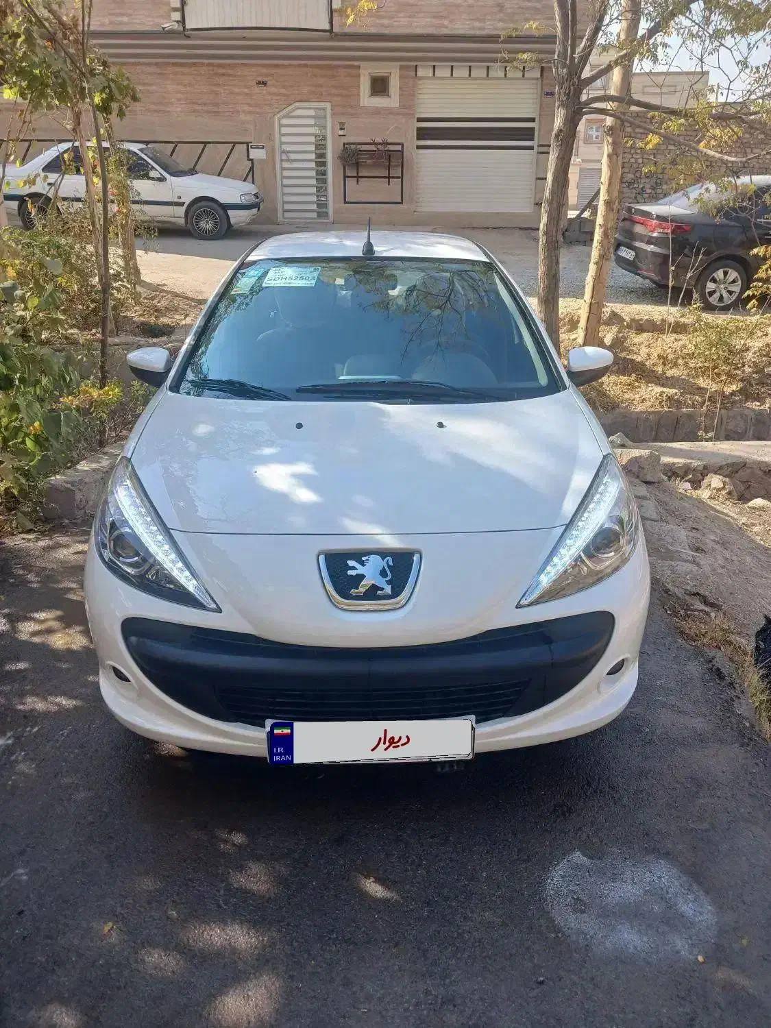 ۲۰۷|خودرو سواری و وانت|خمینیشهر, |دیوار