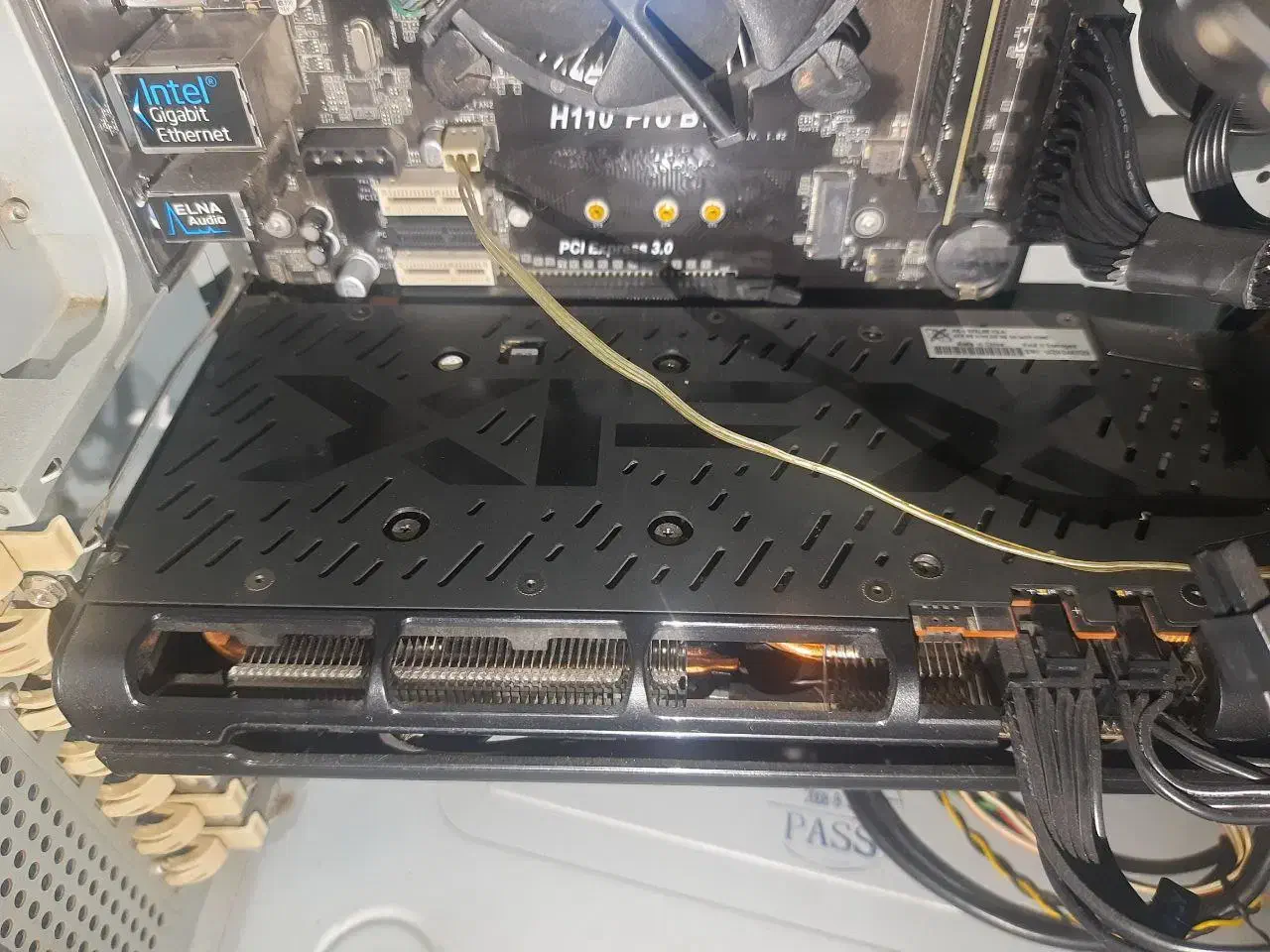 کیس گیمینگ|رایانه رومیزی|آستانه اشرفیه, |دیوار