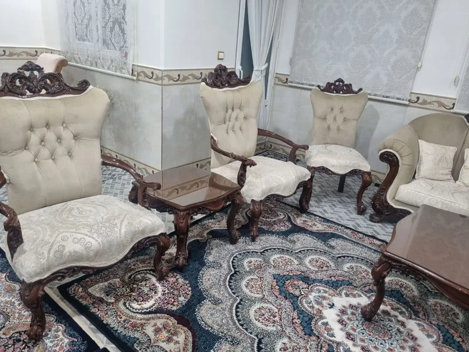 مبل هشت نفره کلاسیک درحدنو|مبلمان خانگی و میز عسلی|شهریار, شهرک امیریه|دیوار