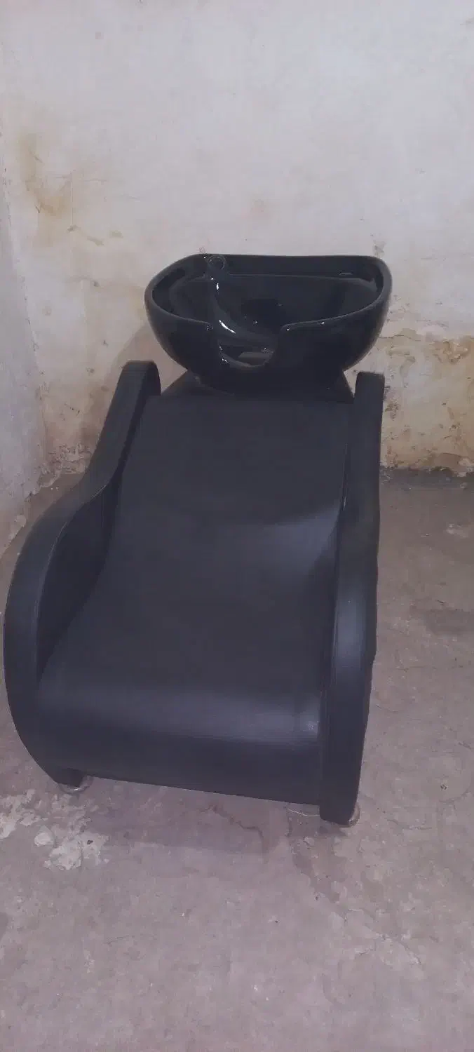 صندلی آرایشگاهی کاشت ناخن وصندلی سرشوی|آرایشگاه و سالن‌های زیبایی|چهاردانگه (تهران), |دیوار