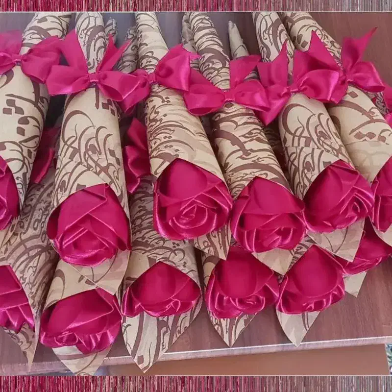 گل های روبانی|گل مصنوعی|شاهدشهر, |دیوار