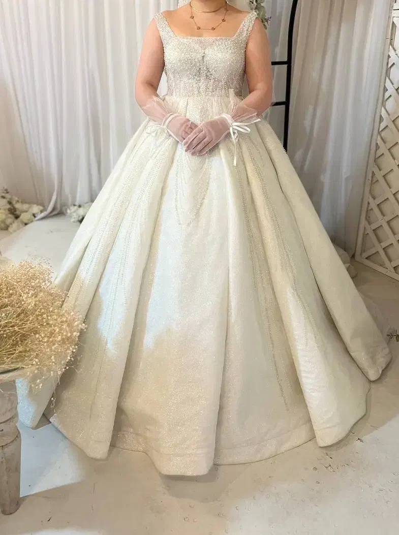 اجاره لباس عروس فقط ۵ میلیون وپانصد تومن|لباس|قزوین, |دیوار