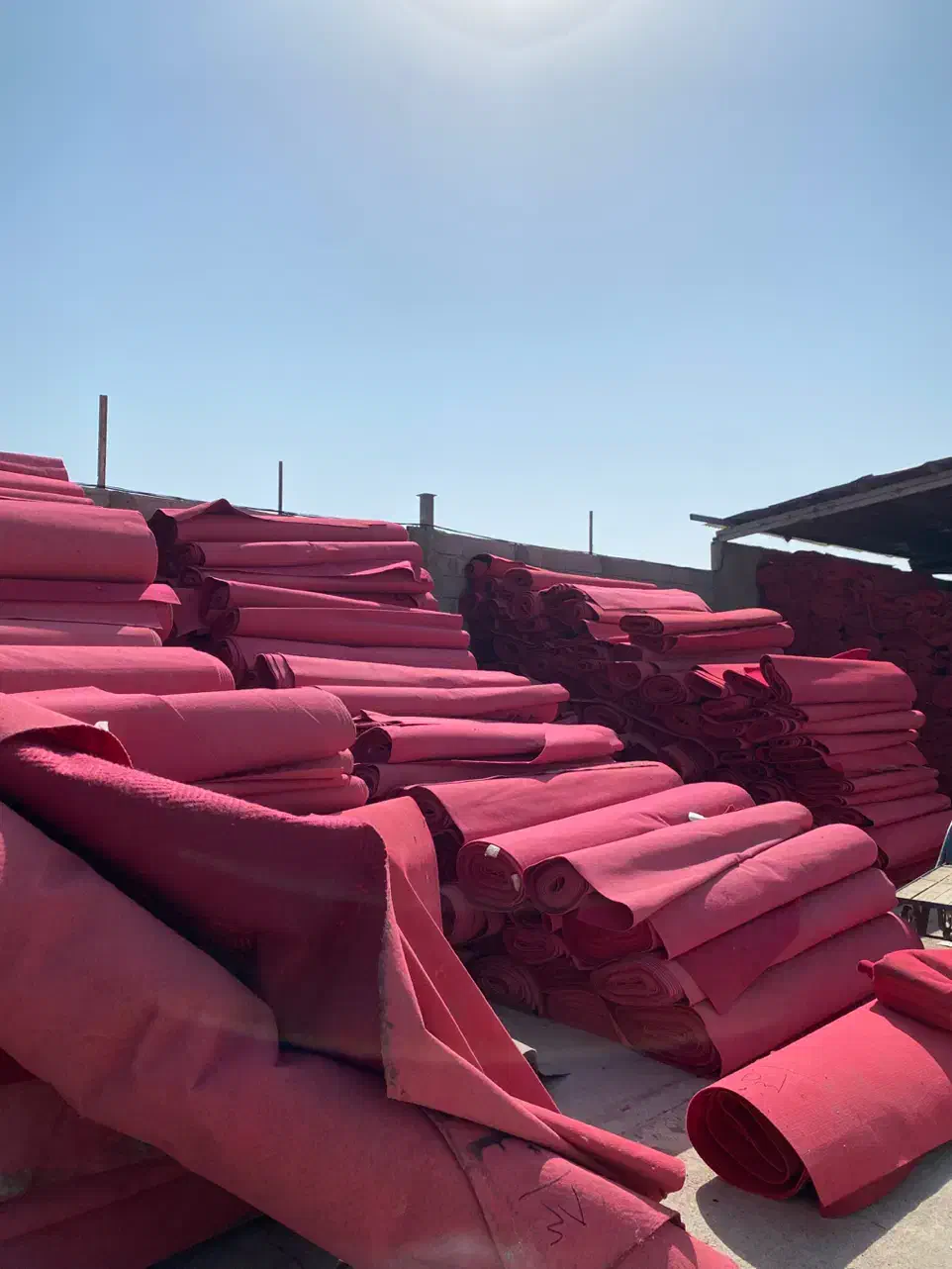 موکت نمایشگاهی عرض ۲ و ۳|موکت|تهران, چیتگر شمالی|دیوار