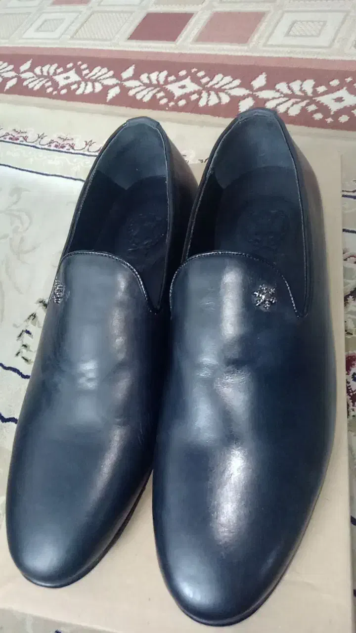 کفش سایز ۴۱ کاملا نو کفش مردانه|کیف، کفش، کمربند|مشهد, شهید هاشمی نژاد|دیوار