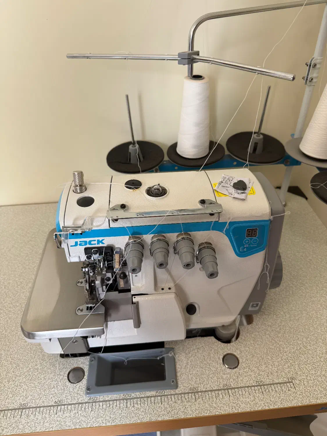 سردوز جک مدل E4|چرخ خیاطی و ریسندگی|مشهد, احمدآباد|دیوار