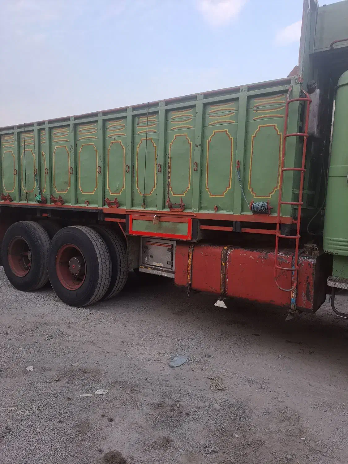 ده چرخ.  ۱۹۲۱|خودرو سنگین|اصفهان, شهرک صنعتی امیرکبیر (شاپور جدید)|دیوار