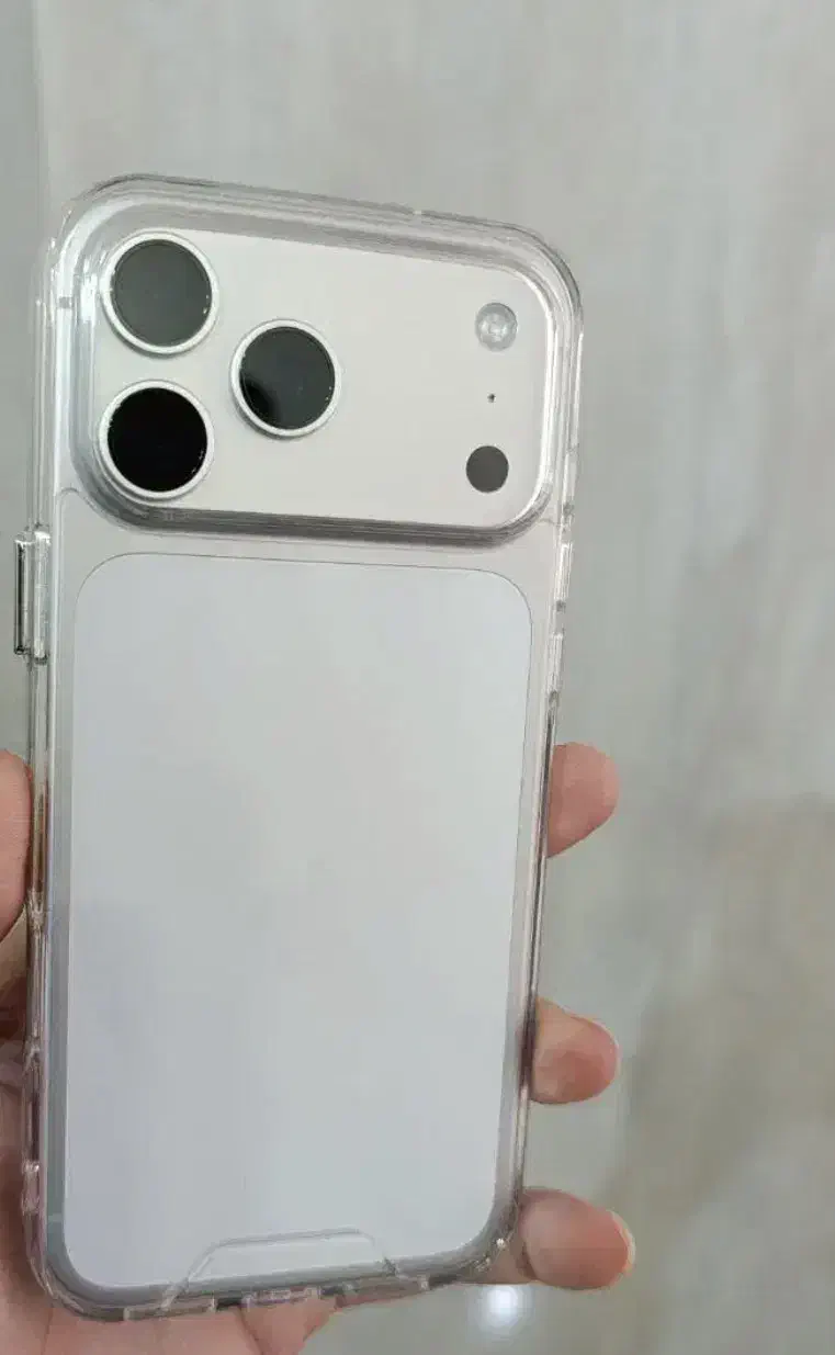 ۱۷ پرومکس zaa در حد صفر|موبایل|ارومیه, |دیوار