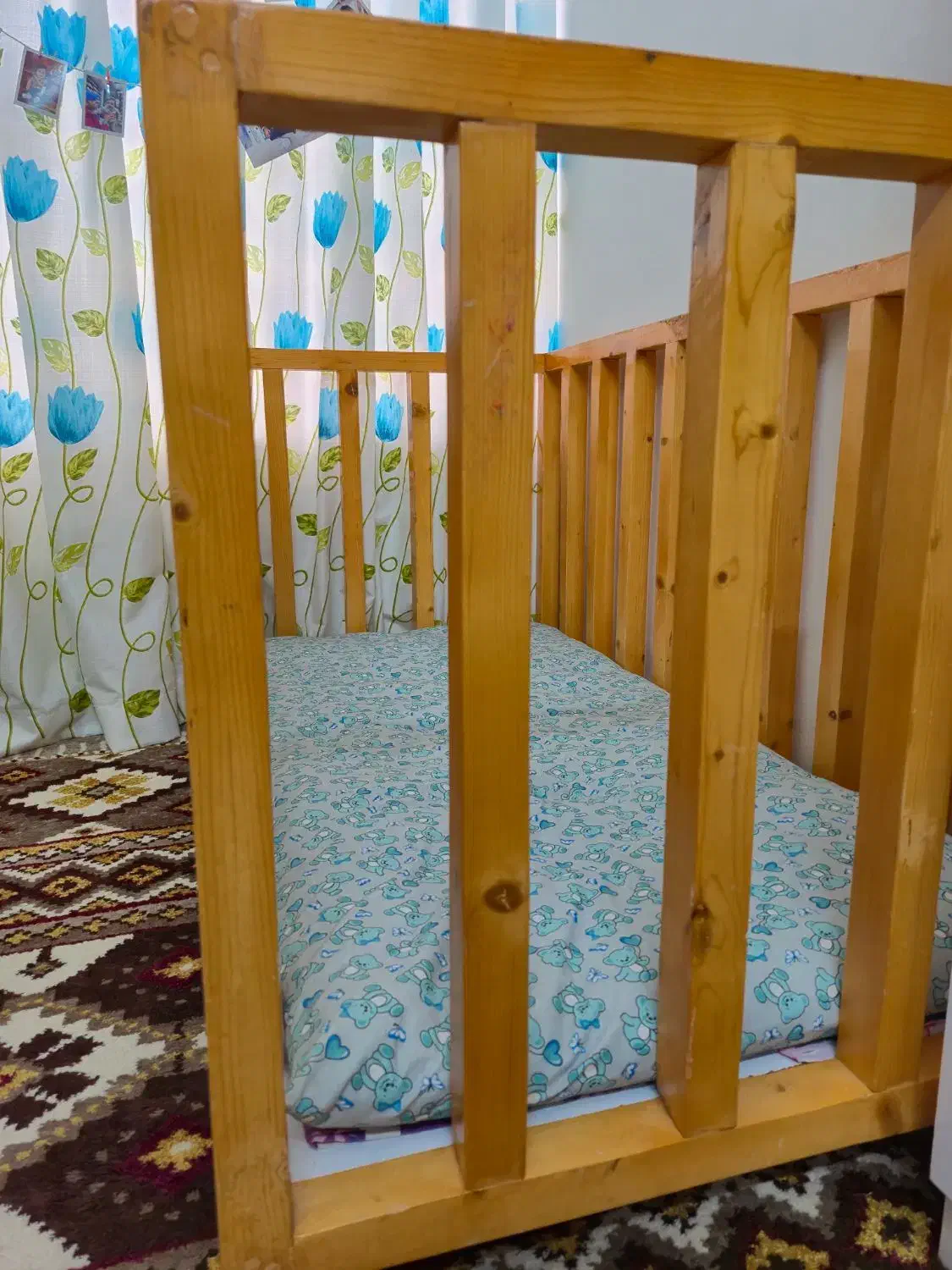 تخت کودک|تخت و صندلی بچه|عباسآباد, |دیوار