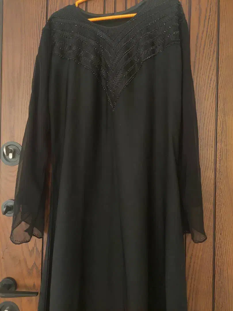 عبا عربی وچادر سورمه ای|لباس|شاهین‌شهر, سعدی جنوبی|دیوار