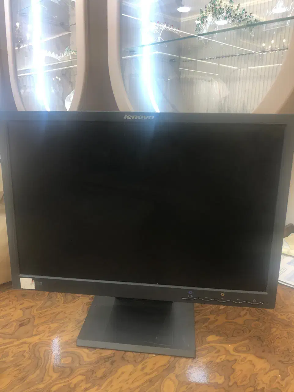 مانیتور ۲۰ اینچ فروش|قطعات و لوازم جانبی رایانه|برازجان, |دیوار