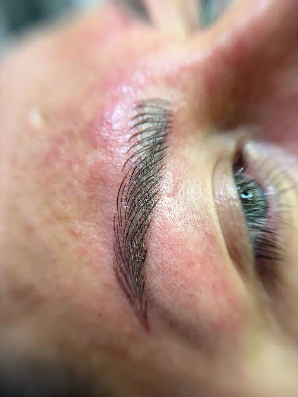 میکروبلیدینگ و شیدینگ لب فقط باهزینه مواد|خدمات آرایشگری و زیبایی|ارومیه, |دیوار