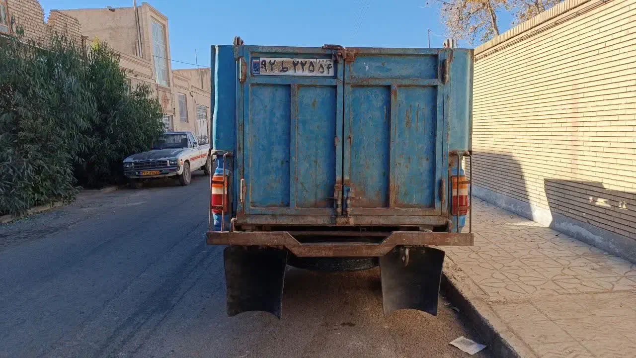 نیسان کمپرسی|خودرو سواری و وانت|مهریز, |دیوار