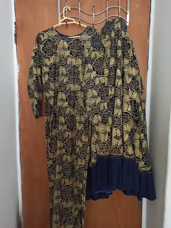 لباس محلی لری|لباس|اهرم, |دیوار