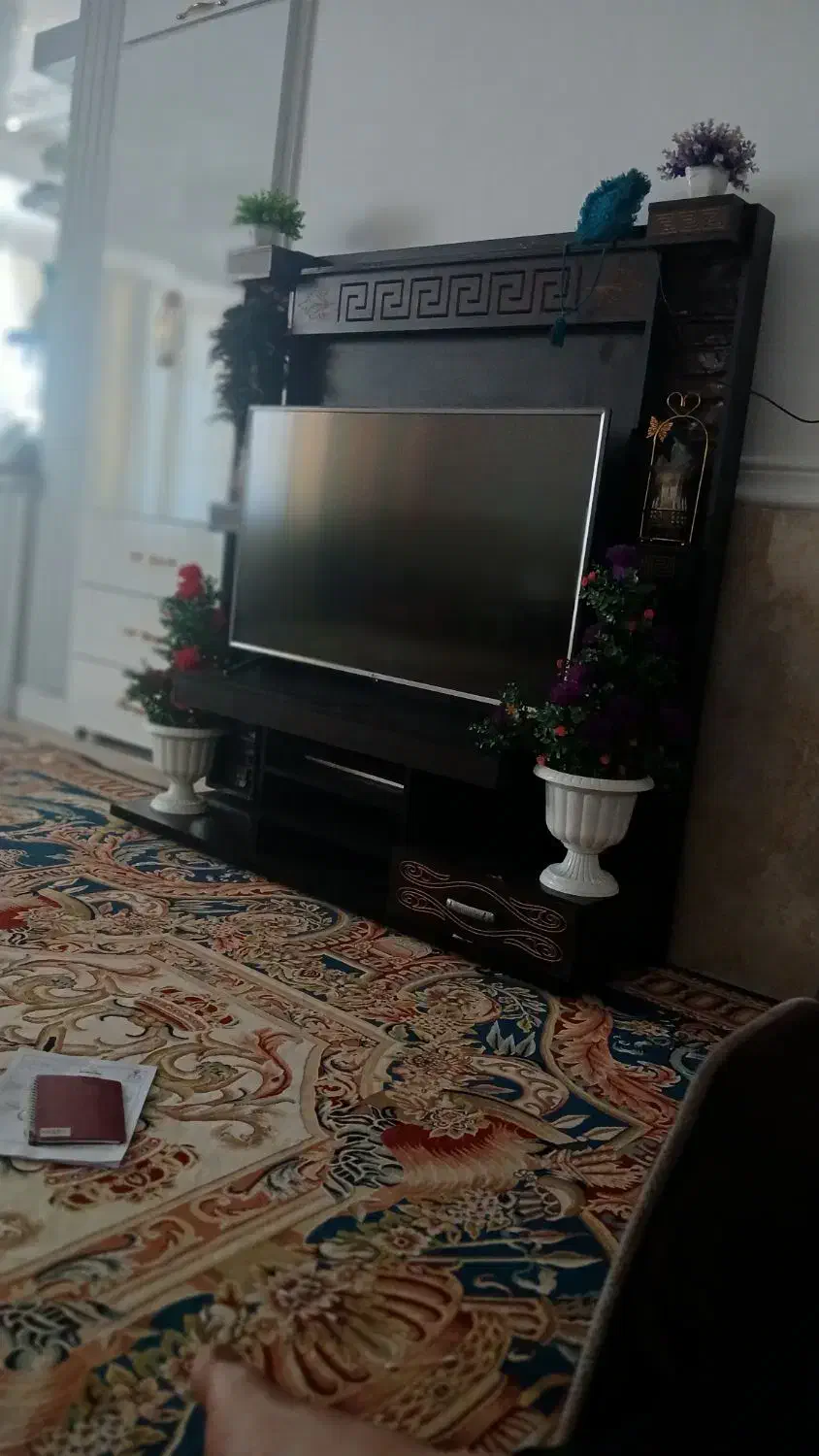 سالم وتمیز۲میلیون|میز تلویزیون|یاسوج, |دیوار