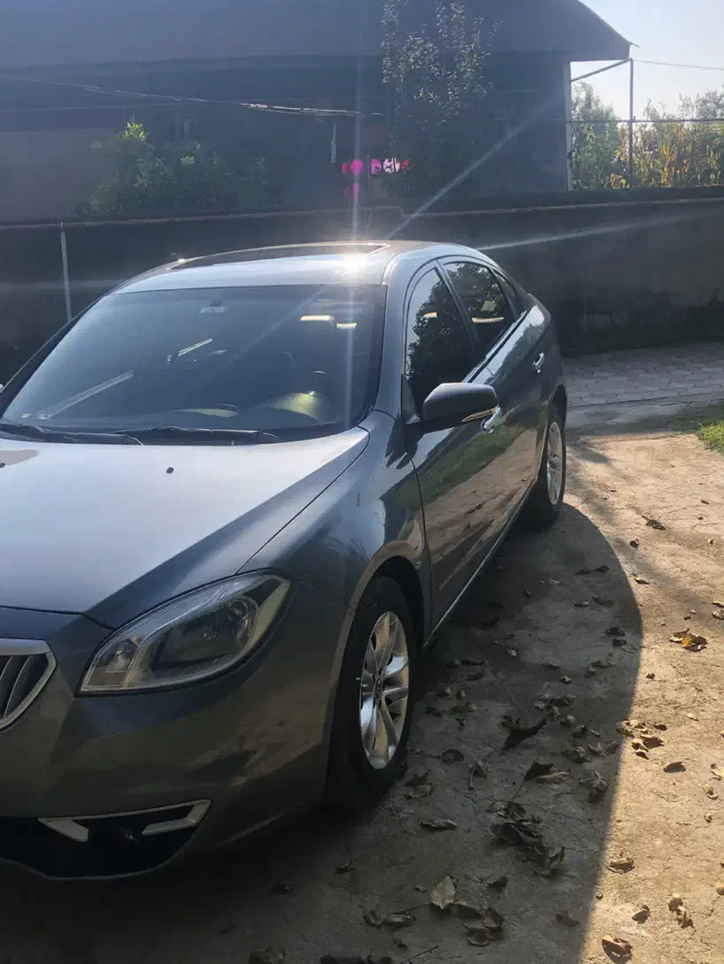 برلیانس ۳۳۰ مدل ۱۳۹۶|خودرو سواری و وانت|جویبار, |دیوار