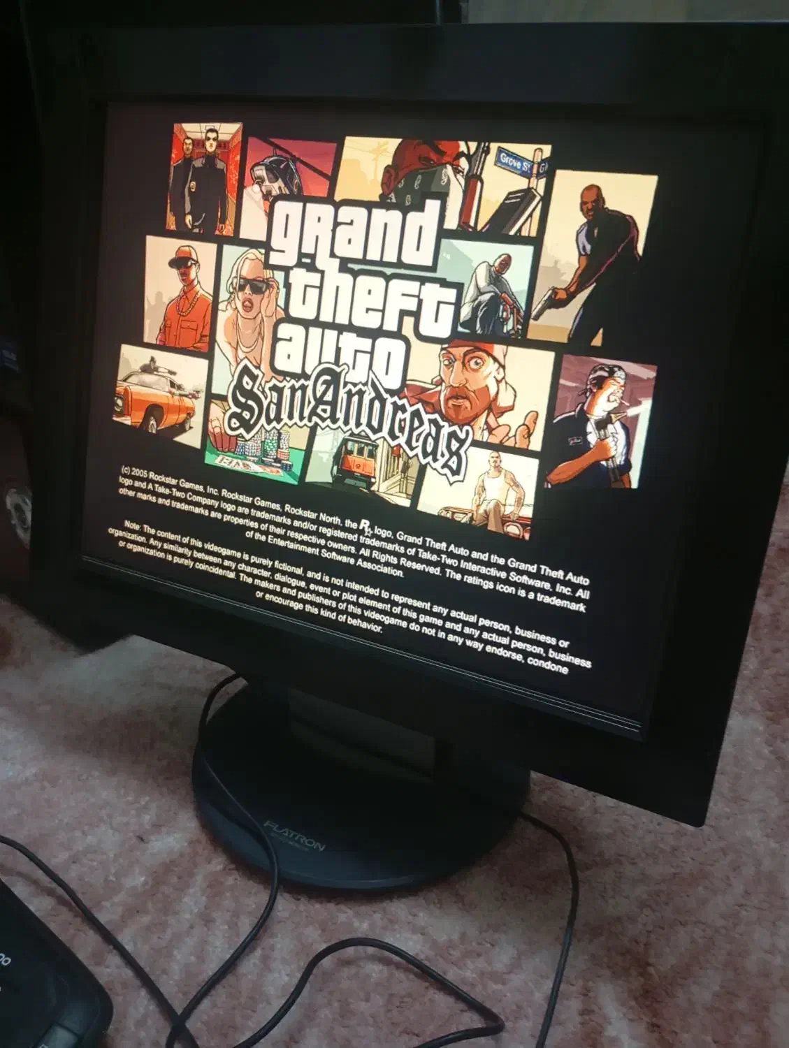 کامپیوتر کامل با همه تجهیزات|رایانه رومیزی|میبد, |دیوار