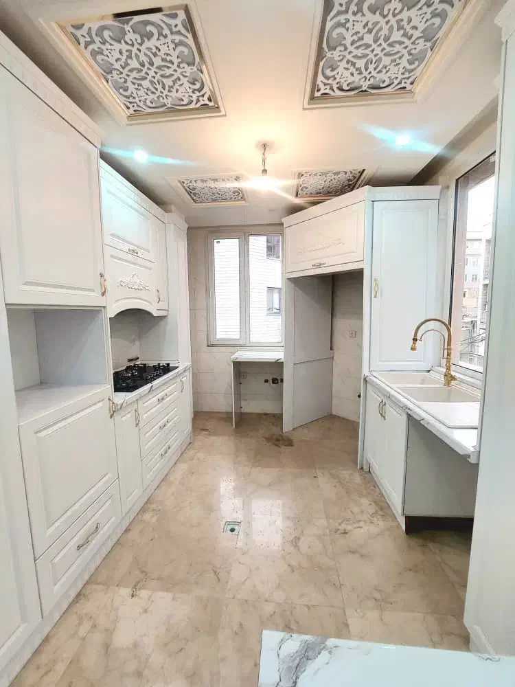 آپارتمان۱۲۰متر/۲خ/تک واحد۳ساله/چهارباغ شرقی/شخصی