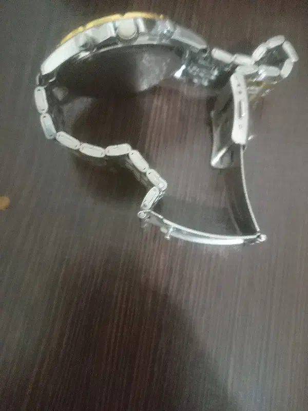 ساعت مچی|ساعت|قوچان, |دیوار