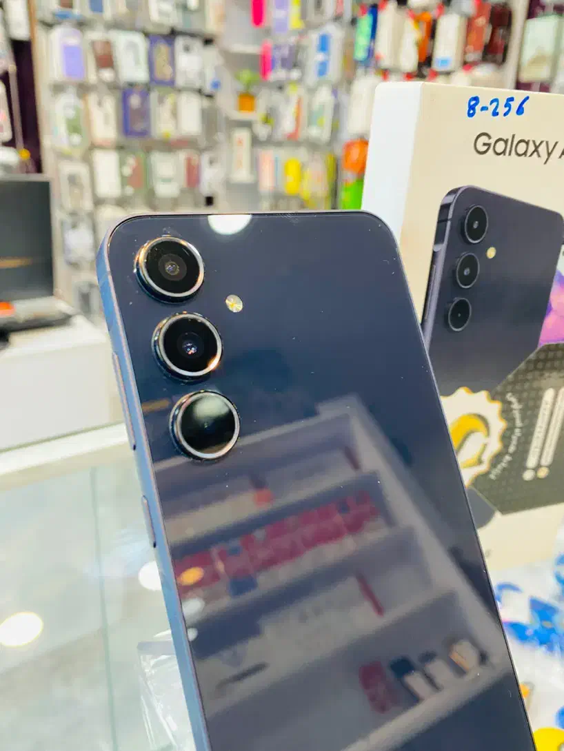 سامسونگ A55 حافظه 256 رم 8 لوازم تکمیل در حدنو|موبایل|شیراز, شهرک گلستان|دیوار