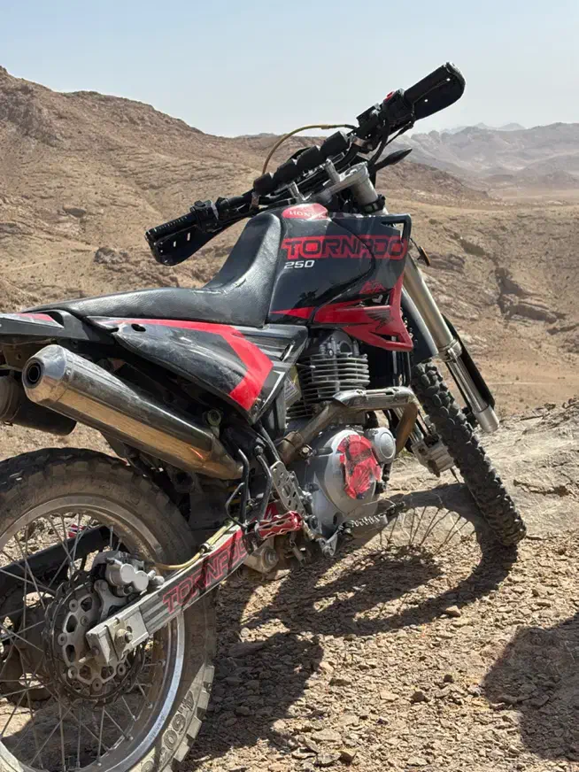 تریل روان ۲۵۰جترو|موتورسیکلت|شهرضا, |دیوار