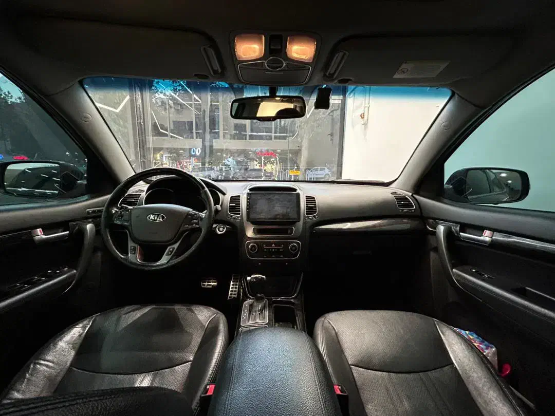 سورنتو۲۰۱۳|خودرو سواری و وانت|تهران, سهروردی|دیوار