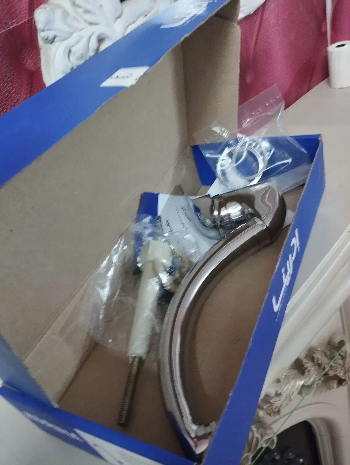 شیر روشویی اکبند|لوازم سرویس بهداشتی|خوی, |دیوار