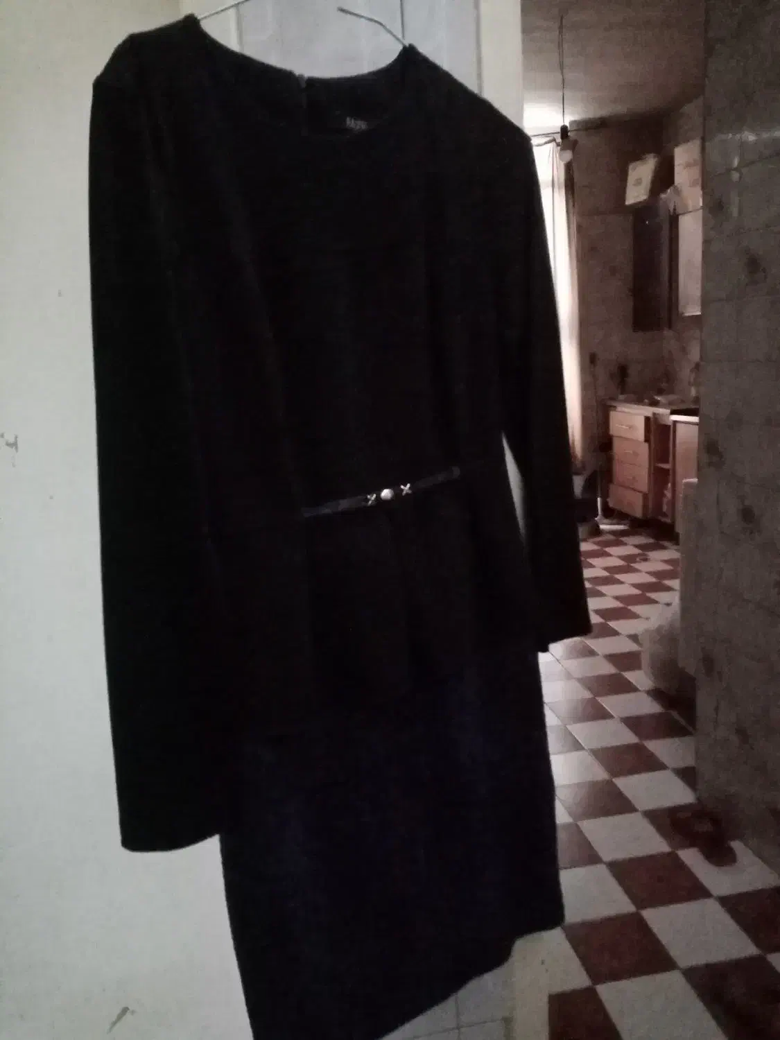 لباس|لباس|شیراز, رکن‌آباد|دیوار