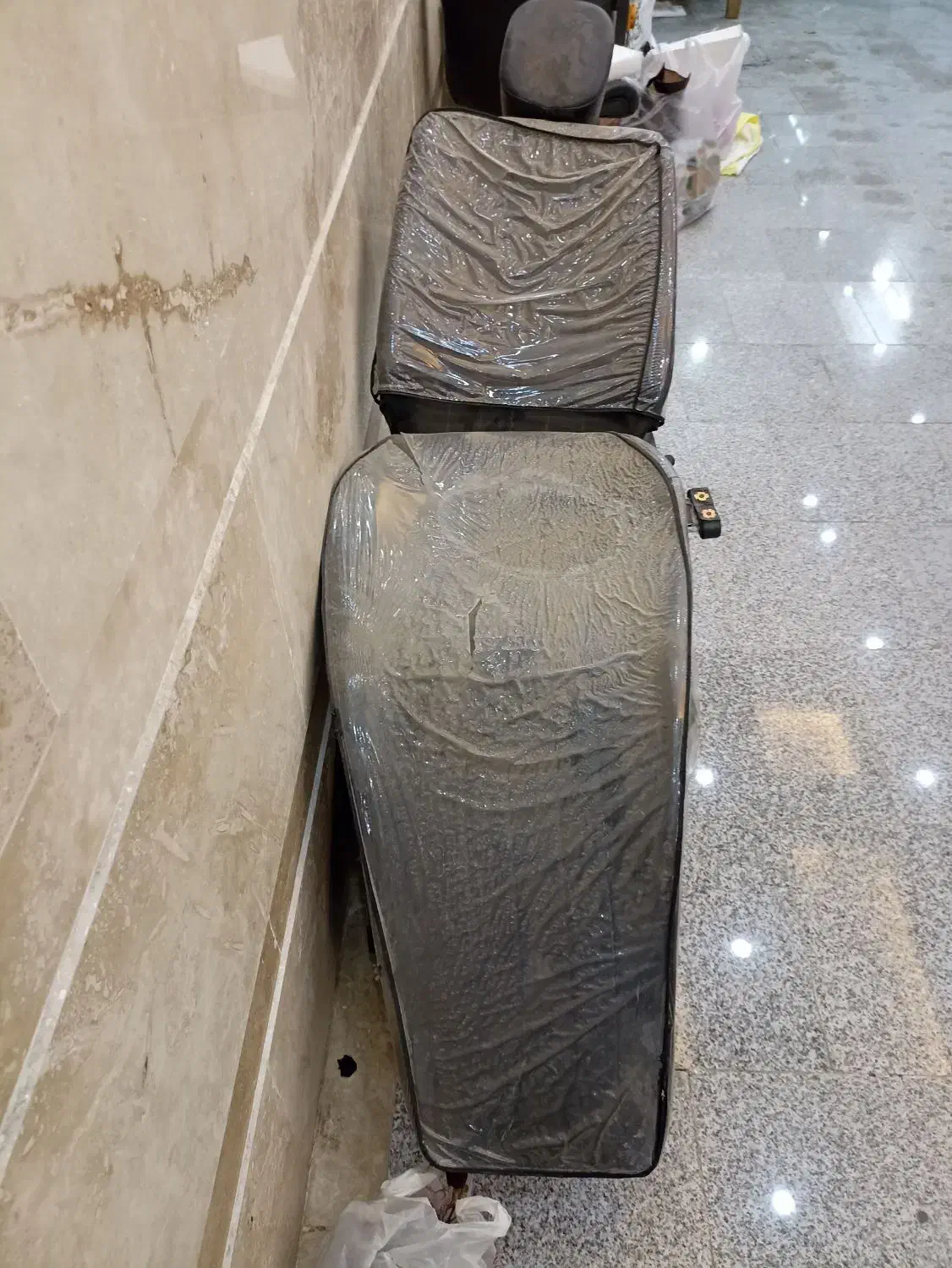 صندلی|صندلی و نیمکت|قم, سعادتی|دیوار