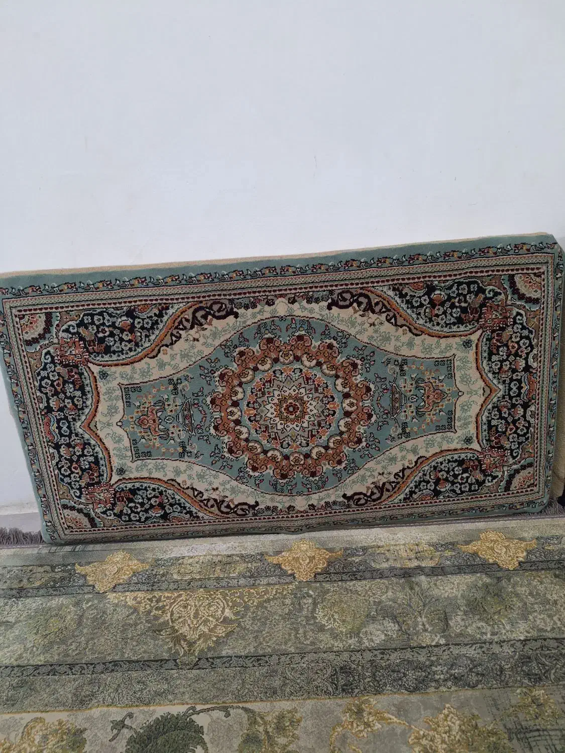 پشتی|پشتی|قدس, شهر‌قدس|دیوار