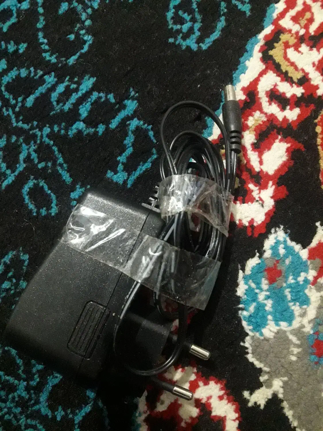 تعدادی اداپتور نو تکی یا یکجا میفروشم|قطعات و لوازم جانبی رایانه|رشت, دیانتی|دیوار