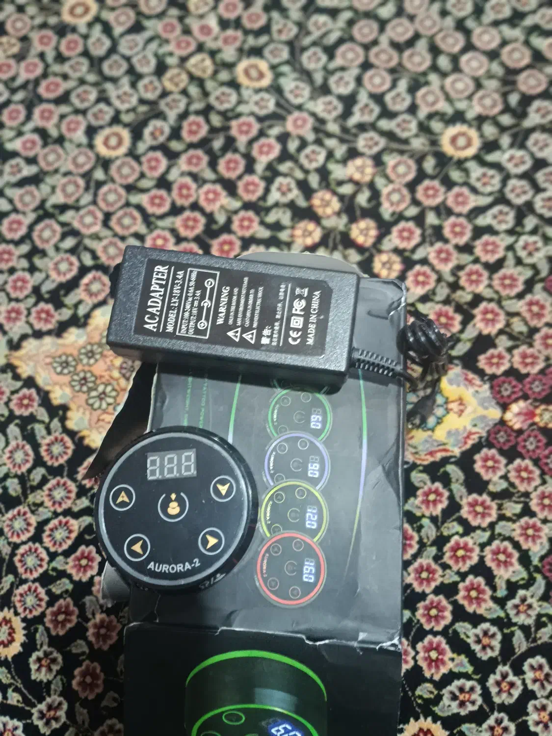 دستگاه تاتو|آرایشگاه و سالن‌های زیبایی|جیرفت, |دیوار