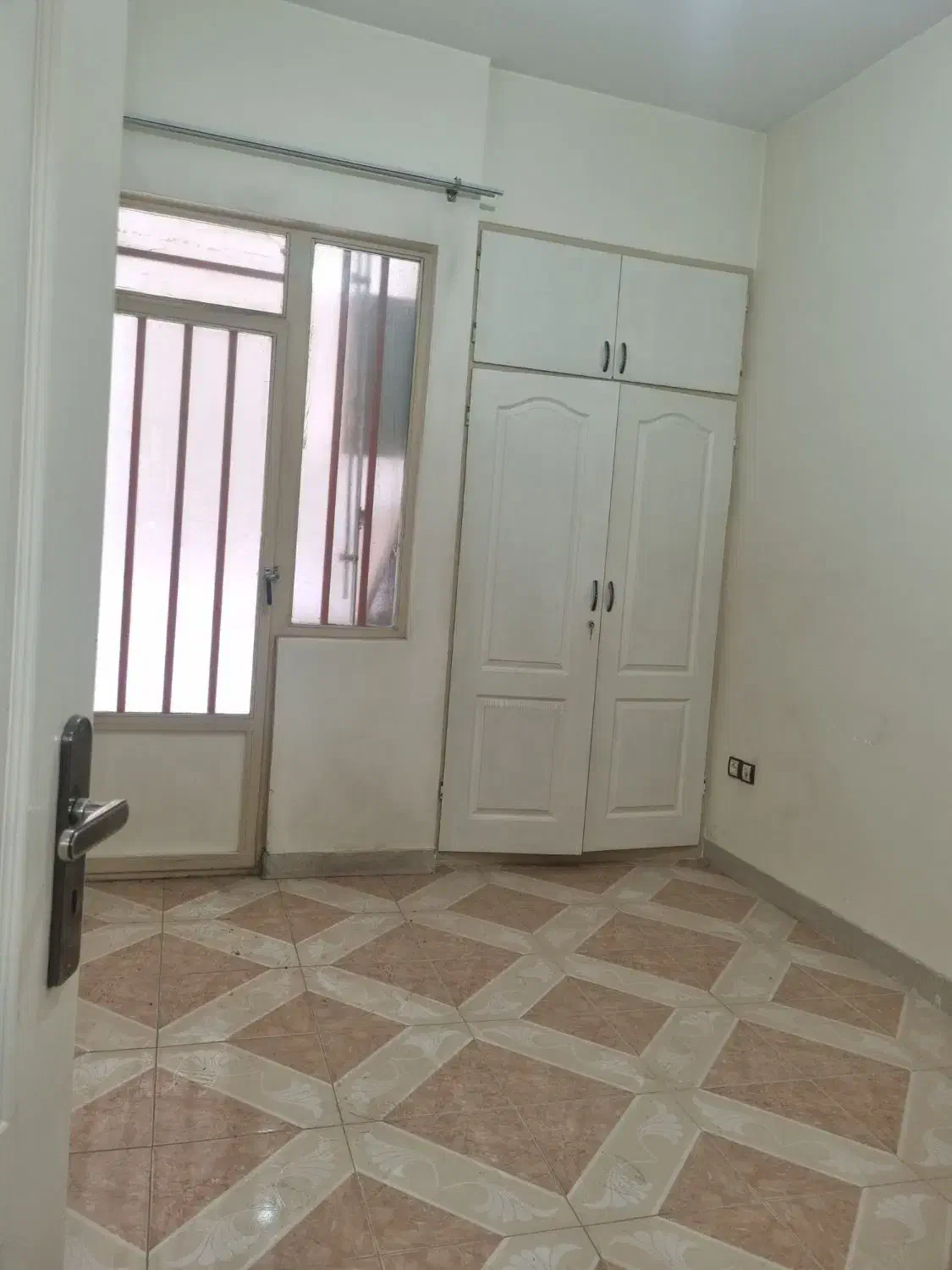 80متر دوخواب تک واحدی