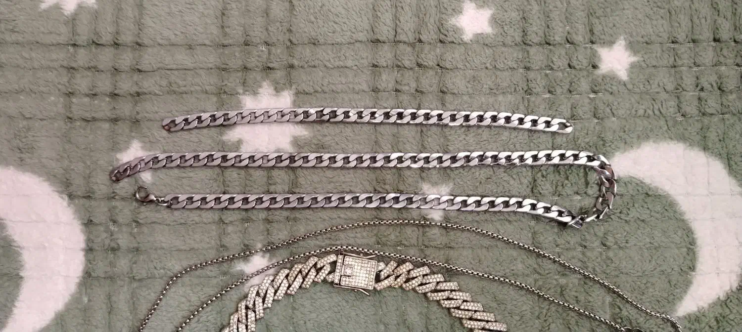 گردنبند فول نگین بدنساز کارتیر ساعت فول نگین جیشاک|جواهرات|کرج, گلشهر|دیوار