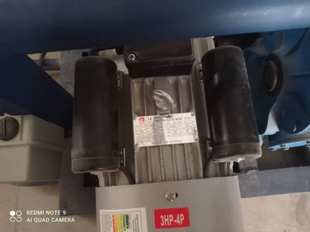 یک دستگاه بالابر ساختمانی ۱۴۵۰|مصالح و تجهیزات ساختمان|فسا, |دیوار