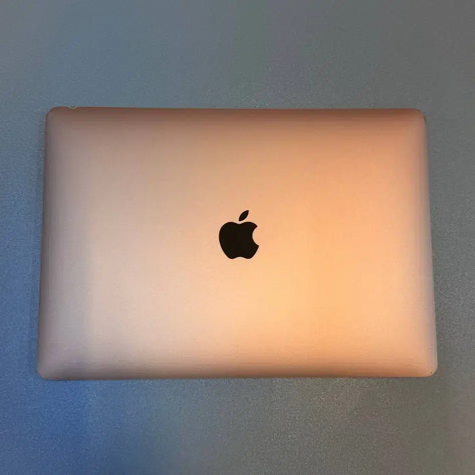 مک بوک ایر 2020 Rosegold|رایانه همراه|کاشان, فاز ۱ ناجی آباد|دیوار