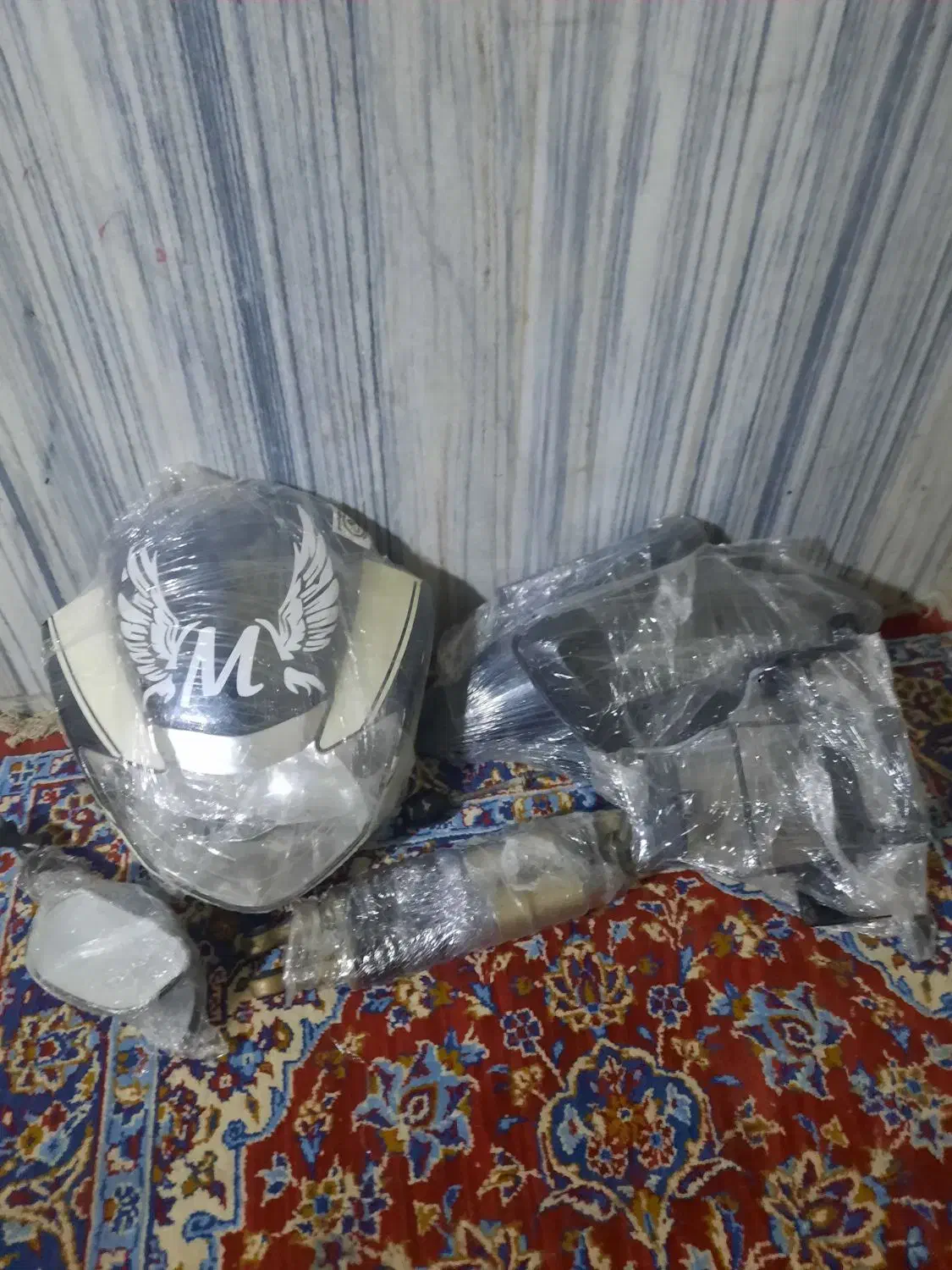 لوازم آپاچی ۱۸۰|قطعات یدکی و لوازم جانبی|قم, نخودی|دیوار