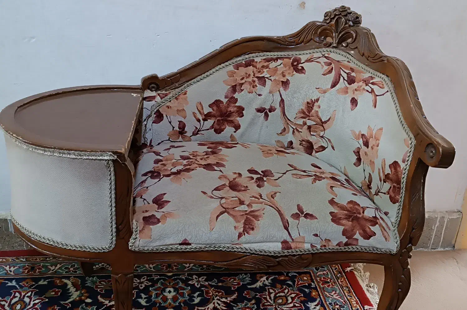 میزتلفن|میز تلفن|اسفراین, |دیوار