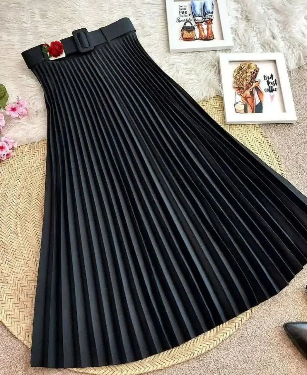 دامن پلیسه|لباس|قم, نیروگاه|دیوار