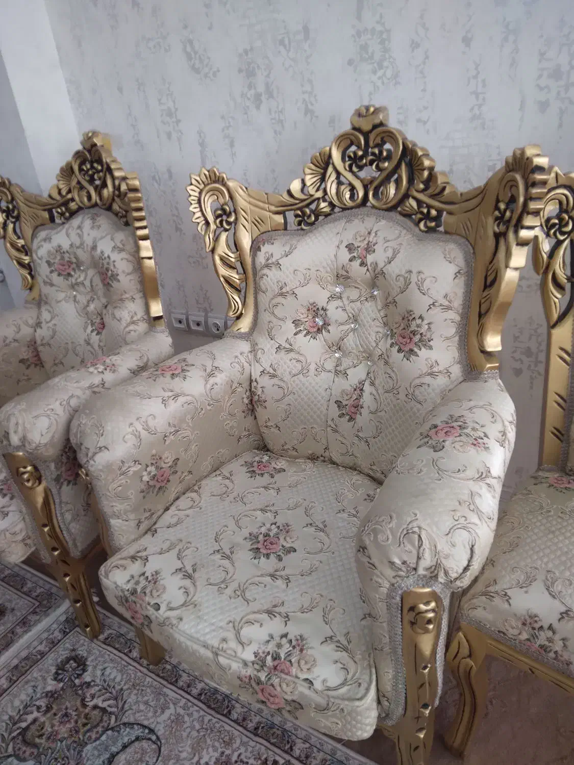 مبل سلطنتی ۹ نفره و بوفه|مبلمان خانگی و میز عسلی|زنجان, |دیوار