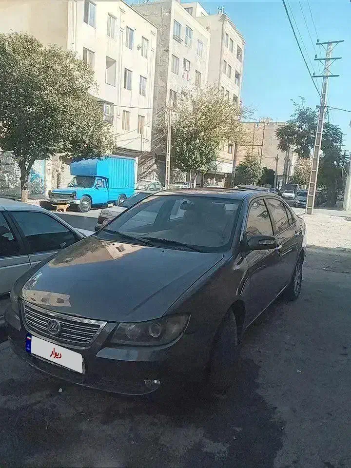 لیفان ۶۲۰ و ۱۸۰۰|خودرو سواری و وانت|فردیس, شهرک ارم|دیوار