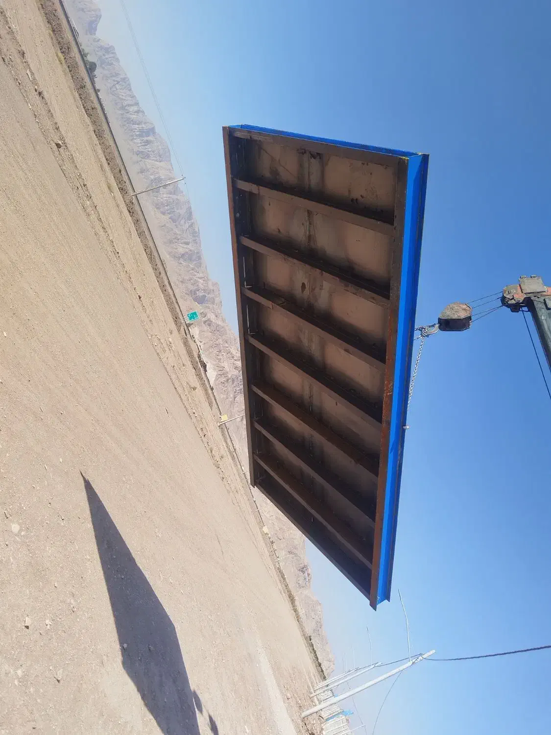 باسکول آهنی نیسان کش کاملن نو|ماشینآلات صنعتی|کرمان, |دیوار