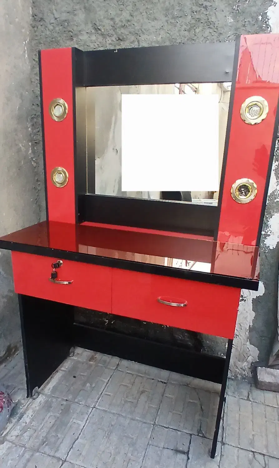 وسایل ارایشگاه|آرایشگاه و سالن‌های زیبایی|کرمانشاه, |دیوار