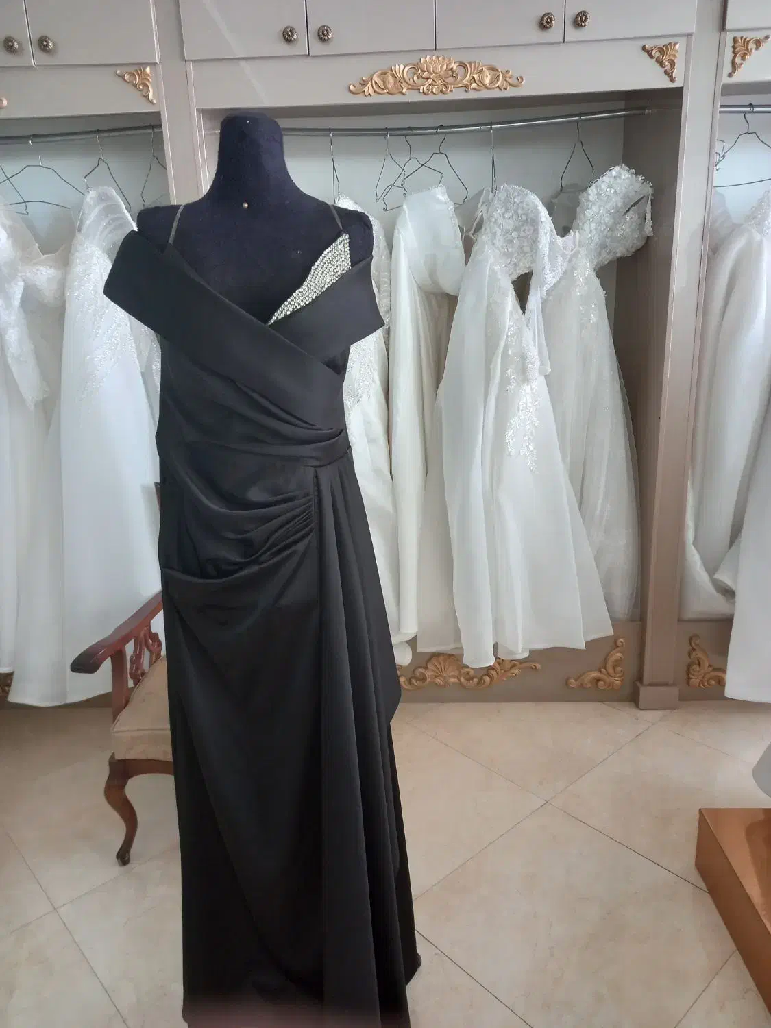 لباس شب|لباس|ابهر, |دیوار