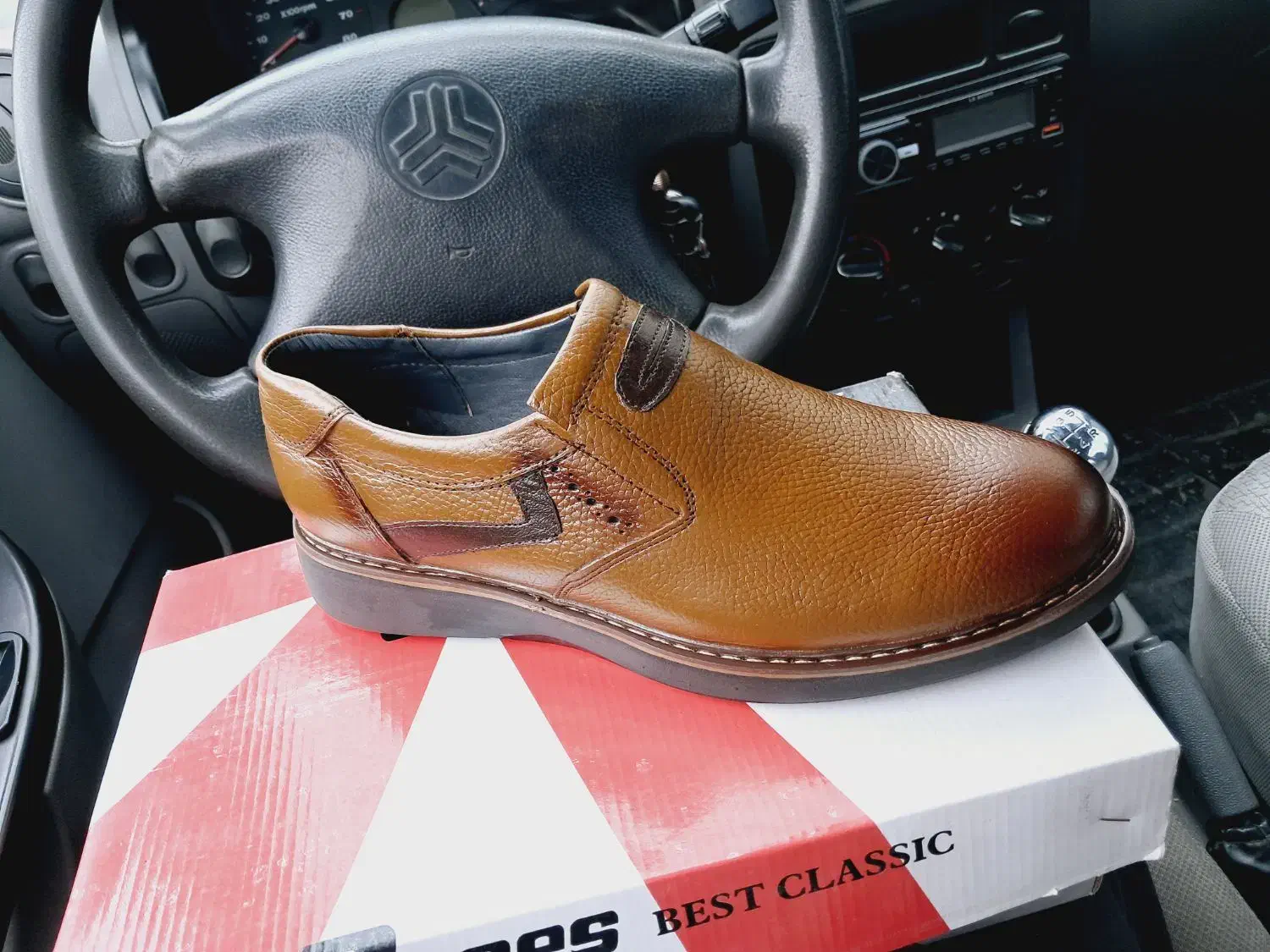 کفش چرم اصل|کیف، کفش، کمربند|لنگرود, |دیوار